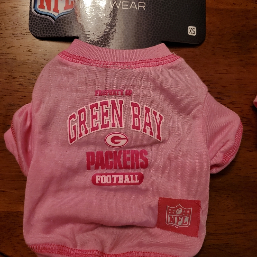 Doggie Green Bay Packer t-shirt